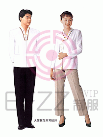 更衣服務(wù)員081